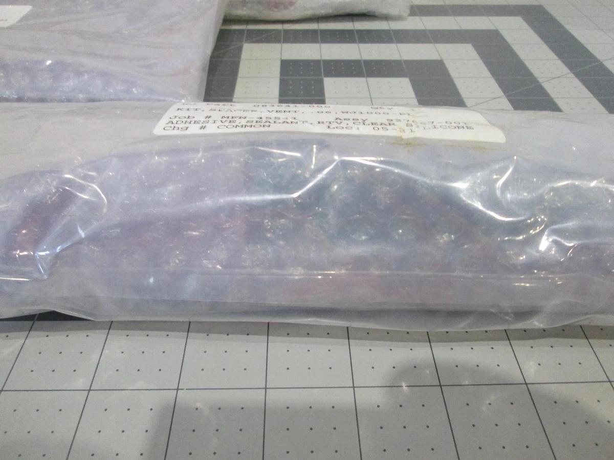 Watkins Johnson, 927657-001, WJ1000 APCVD Vent Spacer Kit, New