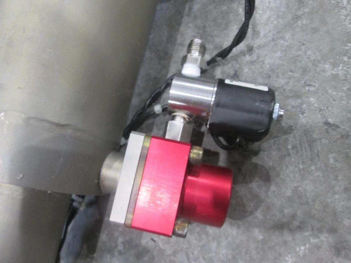 Used MKS Throttle Valve, J2-050-AK-225-CNZL6A-24D w/ Predyne Valve, Used