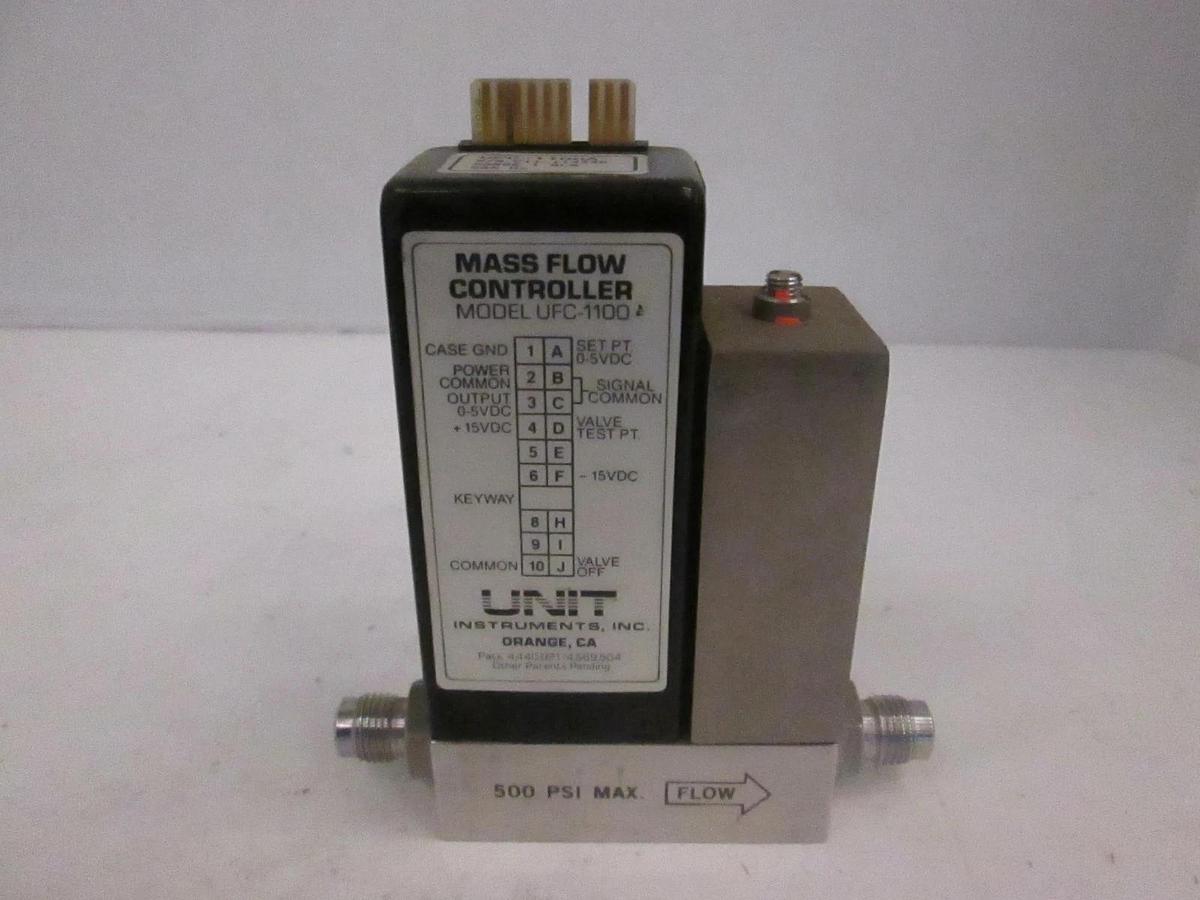 Used UFC-1100A, Mass Flow Controller MFC, O2, 1 SLM, Used