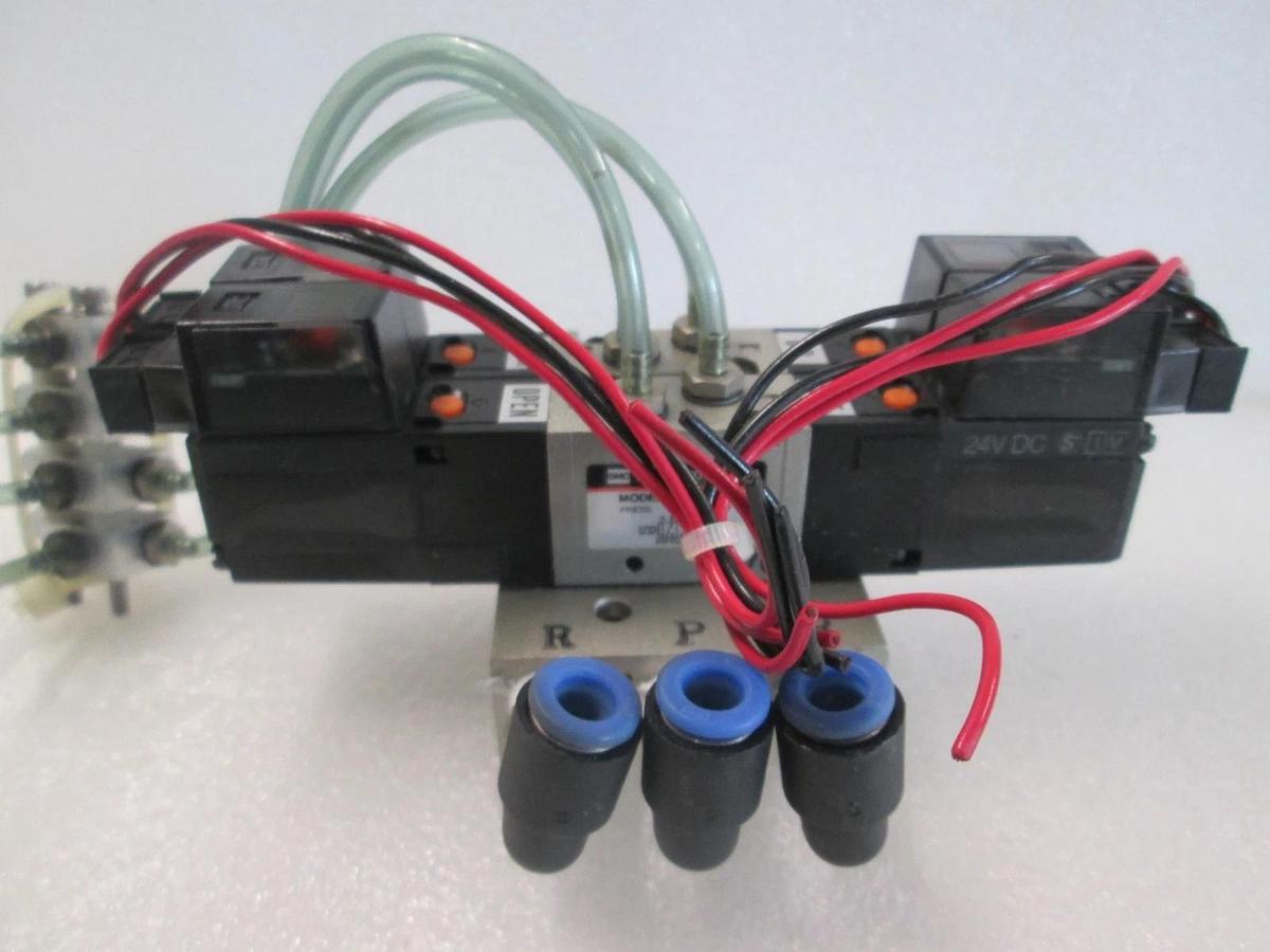 Used SMC, VZ3223, Solenoid Valve Block Assy, 2 Valves, Used