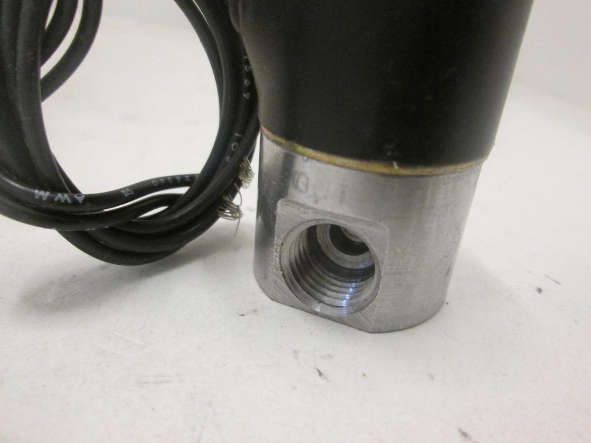 Used Predyne, B2016-LB, VALVE SOLENOID 2WAY 1/4NPT,24VLT,100 PSIG, 5/3, New