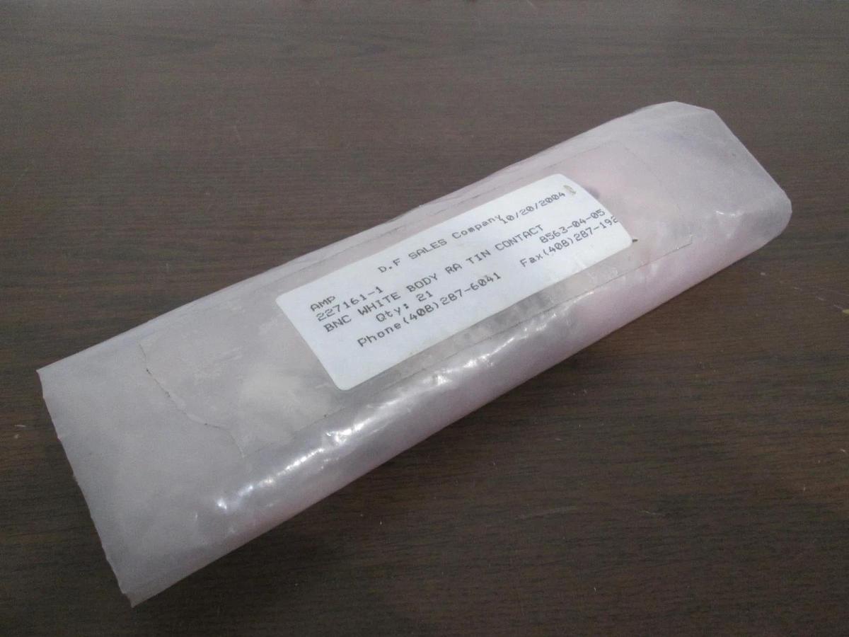 AMP, 227161-1, BNC White Body RA Tin Contact, New, Lot of 21
