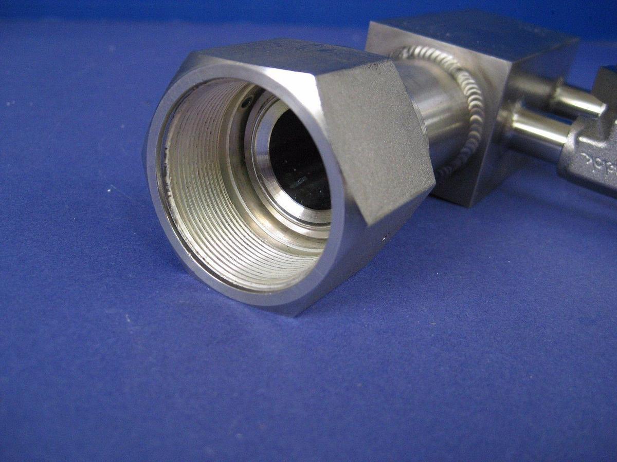 Stainless Steel Manifold w/ Swagelok VCR Fittings, 1" FVCR x 1/2" VCR, New