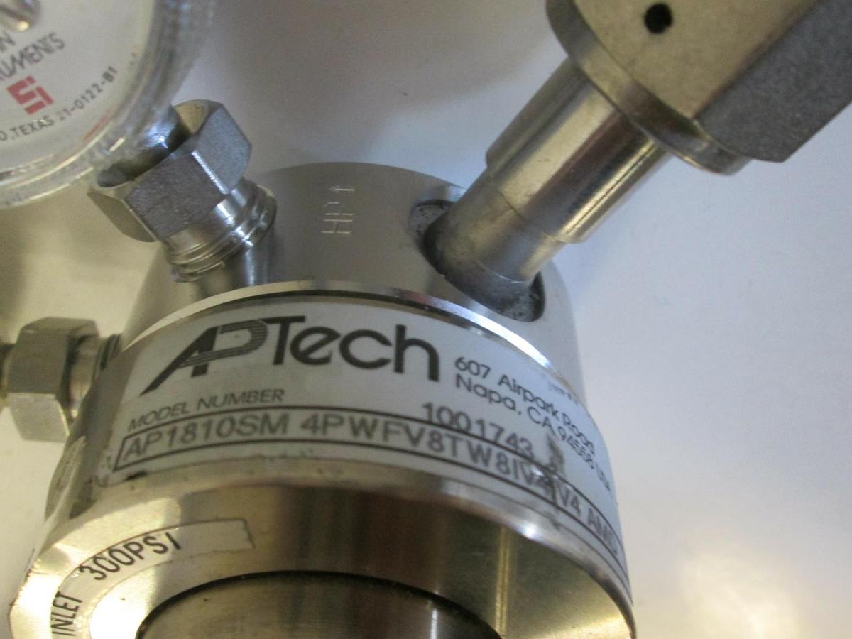 Used Aptech High Purity Gas Stick Assy, AP1810SM Regulator, WG2F02JJ4 Filter, Gauge
