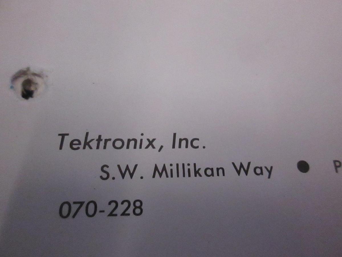 Used Tektronix Type D,E,H,122,1121 and 519 Plug-In Instruction Manual, Used