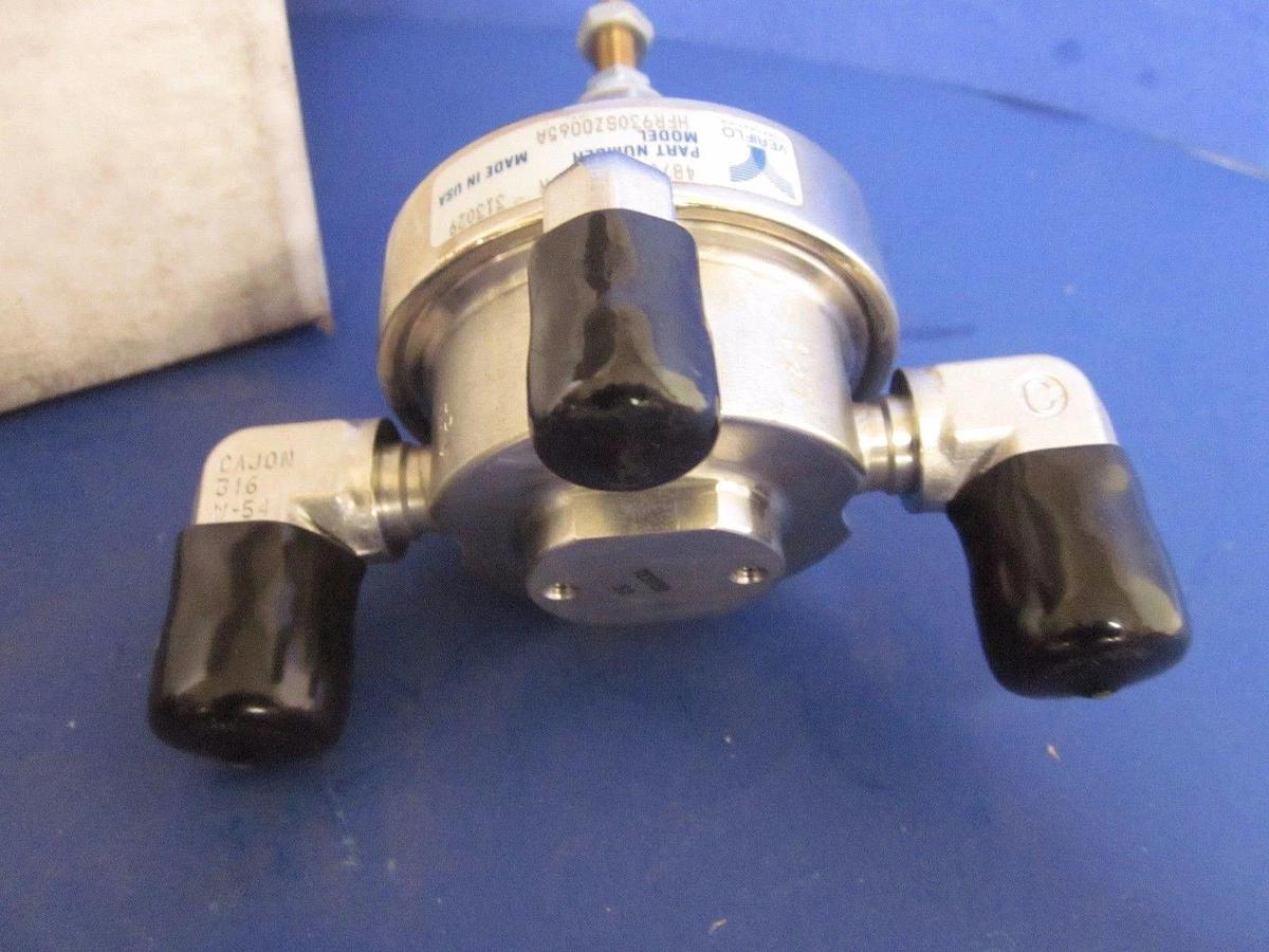 Veriflo HFR930SZ0065 High Flow Regulator, 3 Port, VCO Fittings, NEW