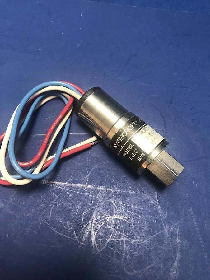 ASHCROFT APSNSDLS03 100 PSI Pressure Switch, New