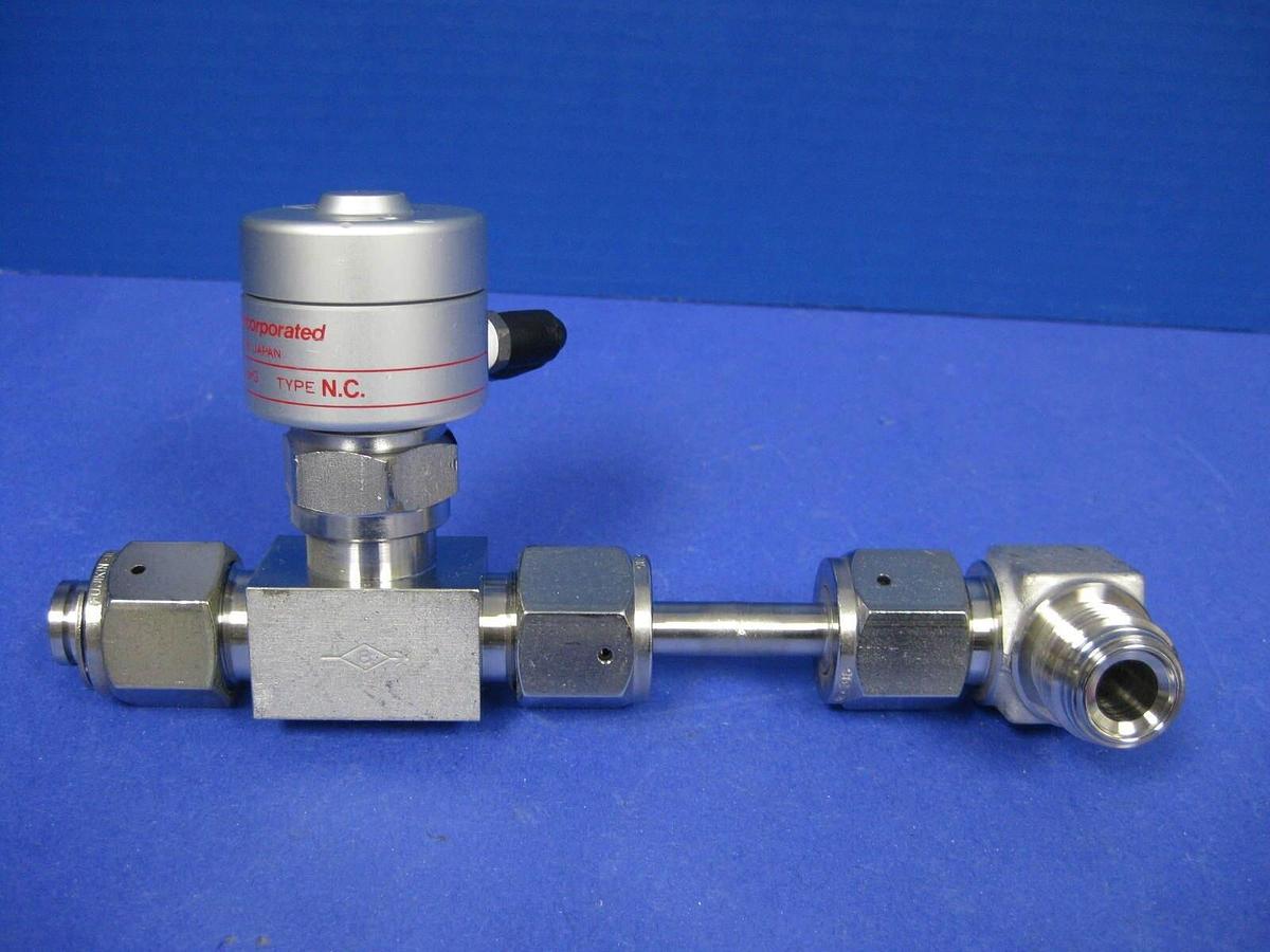 Used Fujikin Valve Assy with 1/2" Tube and Elbow Extention, 1/2" FVCR x 1/2" MVCR