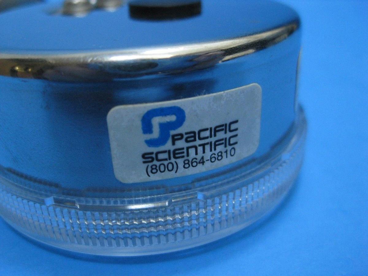 Used Pacific Scientific Gauge 30"-0-60 psi / -1-4 bar, 1/4" FVCR