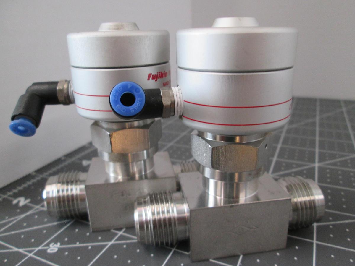 Used Fujikin, 316L Pneumatic Valve Type N.C. 3.5-7kgf/CM2G Used Lot of 2
