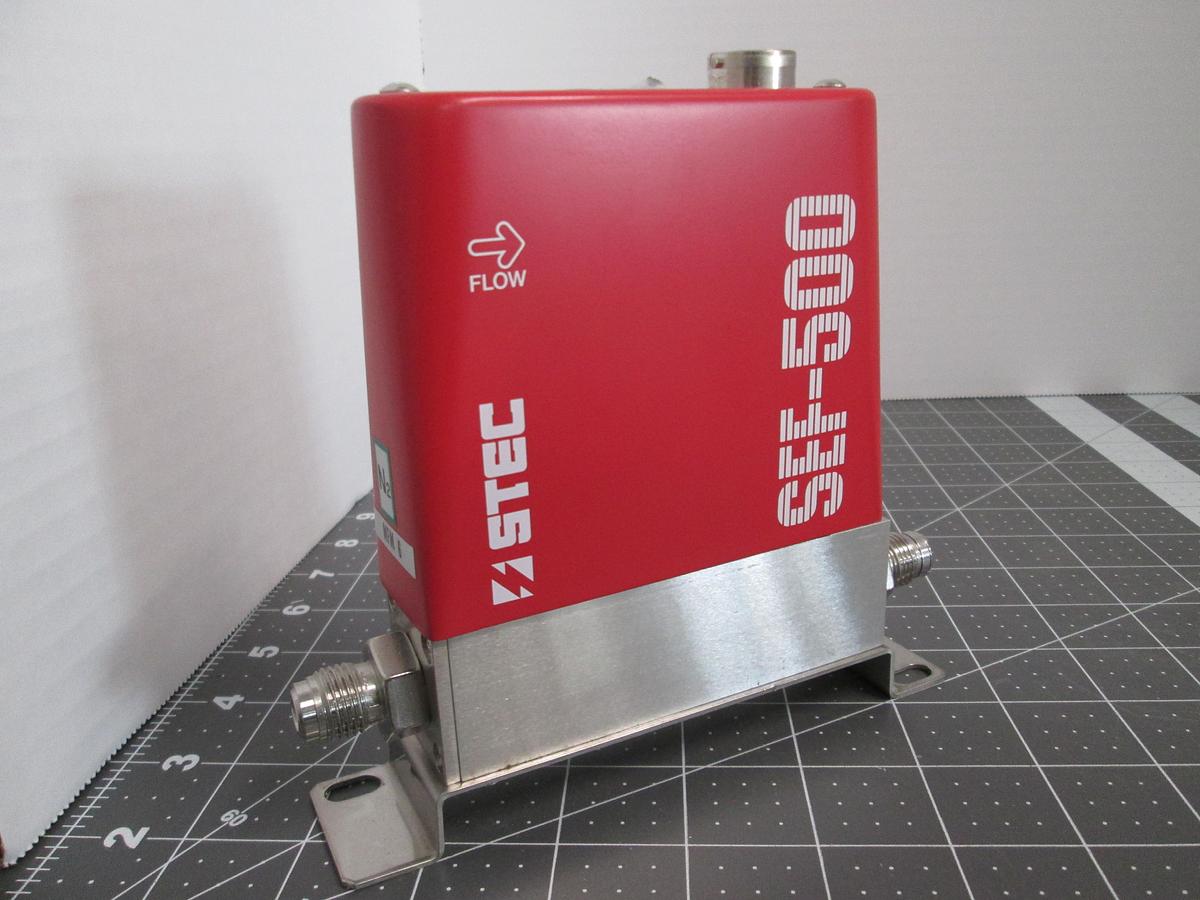 Used STEC, SEF-510, Mass Flow Meter 10 LM N2 Nitrogen MFC 1861043