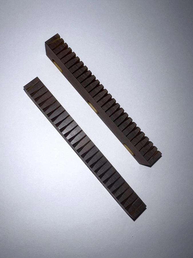 Used Fortrend Lift Retainer Combs F-6225 Part 109-2311, Used, Lot of 2