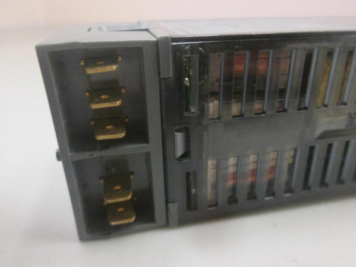 Used OMEGA CN800 Series, Model CN884J, Temperature Controller, Used