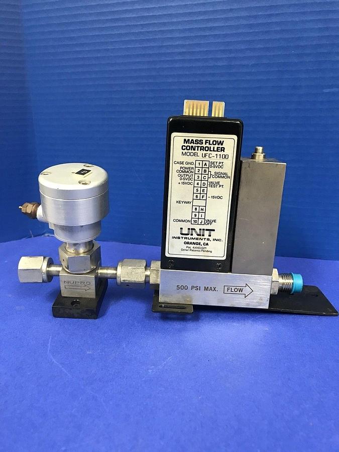 Used Unit UFC-1100 MFC Assy, O2, 400 SCCM w/ SS-4BK-V51-1C Valve, Used