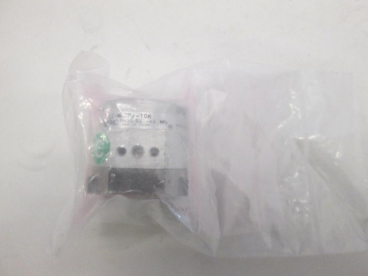 Used SMC, MDHR2-10R, Actuator Air Gripper, New