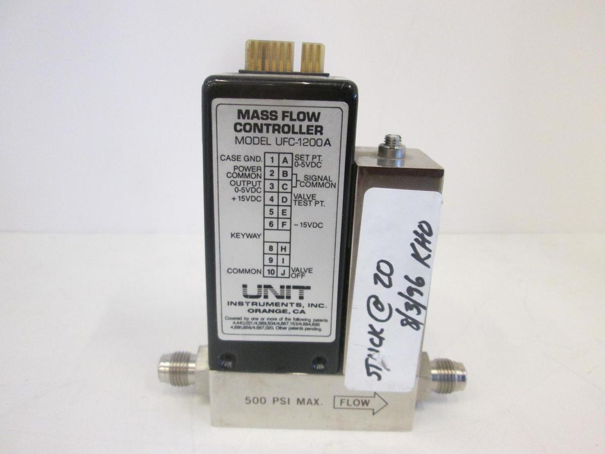 Used Unit Instruments, UFC-1200A, Mass Flow Controller, 200 SCCM, NF3, Used