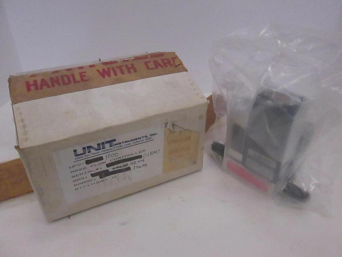 Unit UFC-1000 Mass Flow Controller SIH4, 1 SLM, New