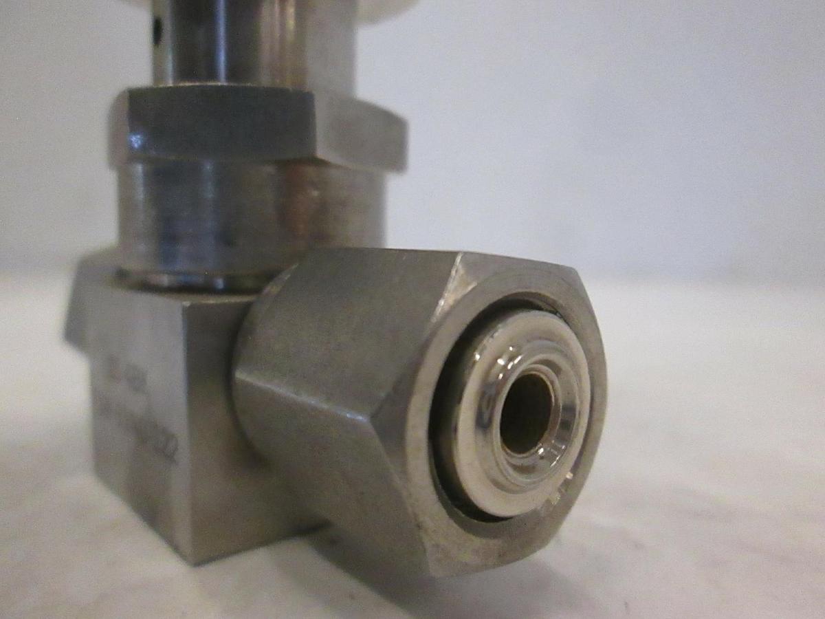 Used Swagelok Nupro SS-4BK-TSW-91NO 122 Bellows Sealed Valve w/ NO Actuator, Used