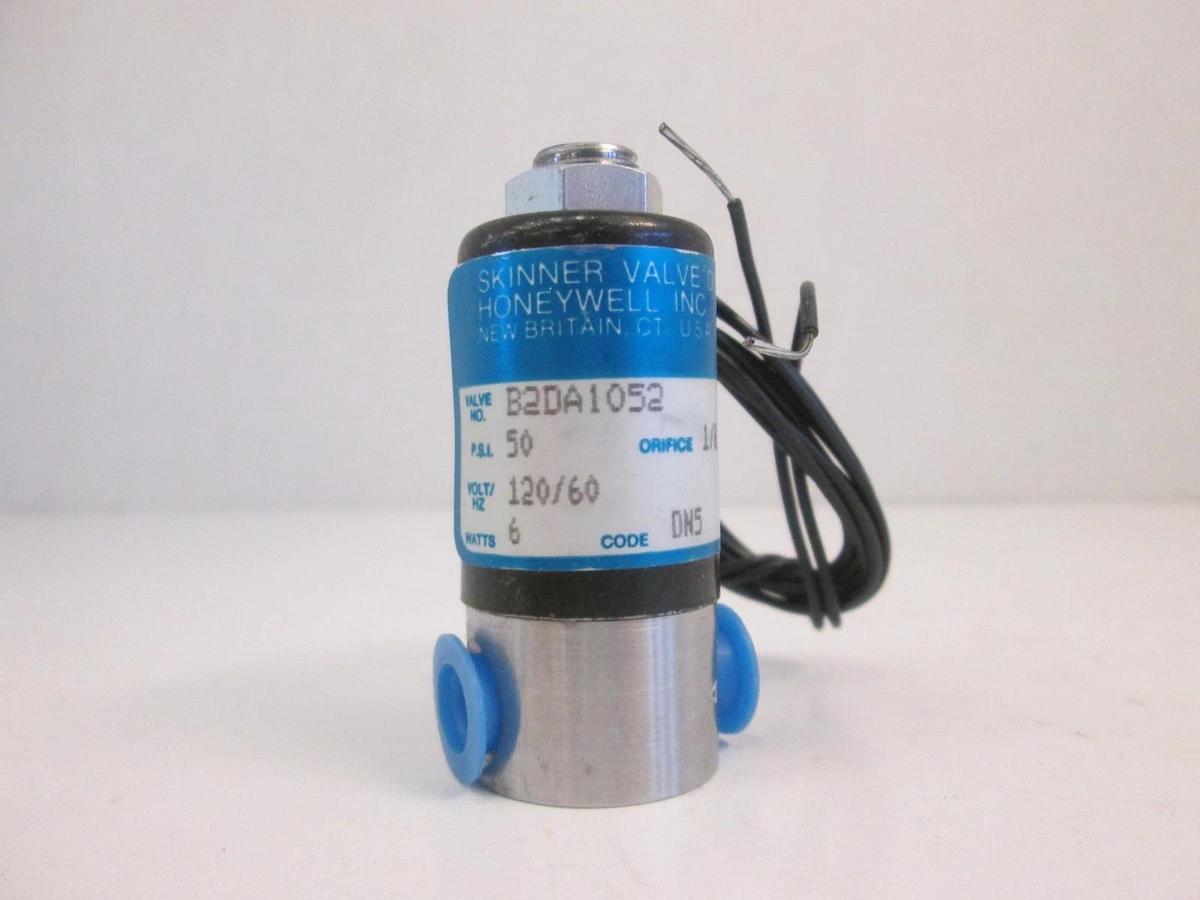 Used Parker Skinner B2DA1052 Acting Solenoid Valve, Used