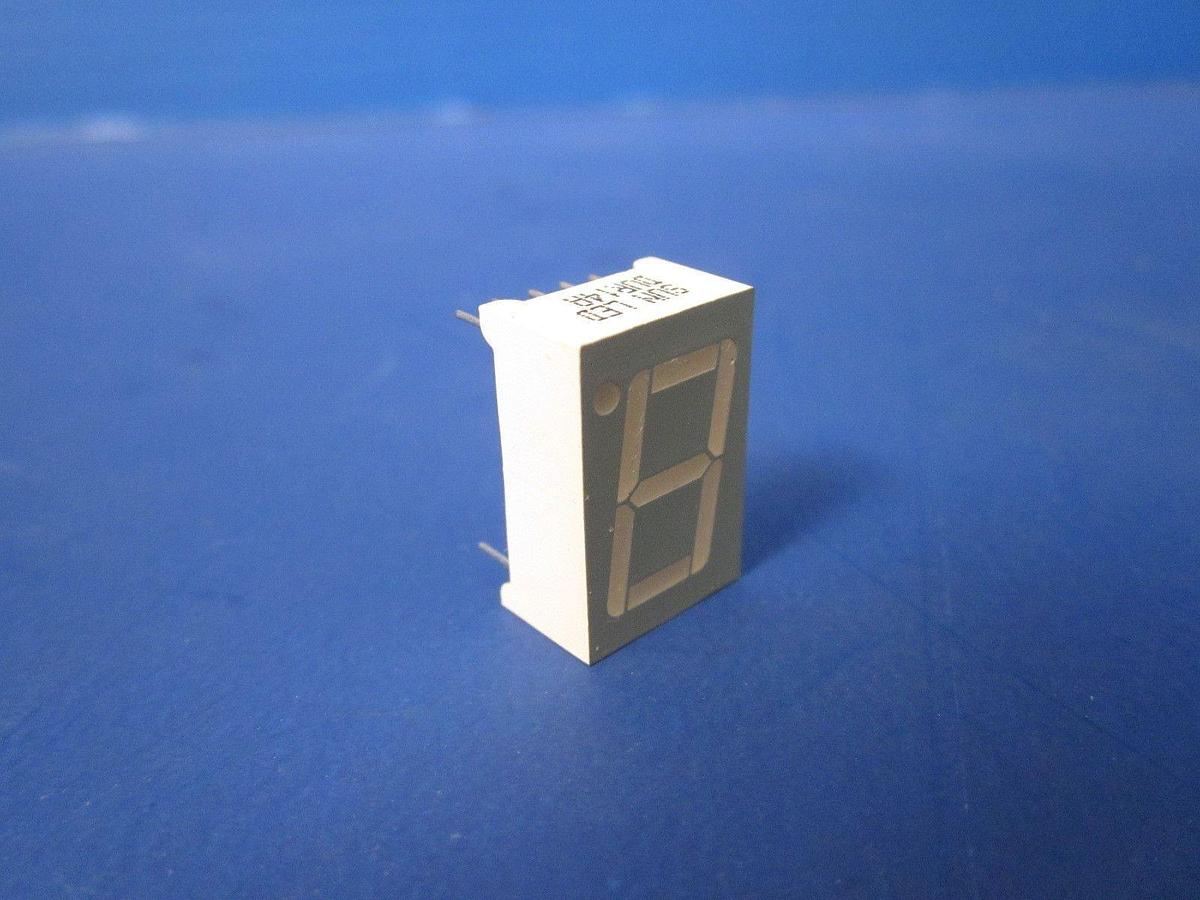 SunLed DUR14A Single Digit Numeric Display, 14.2mm/0.56 Character, Lot of 40