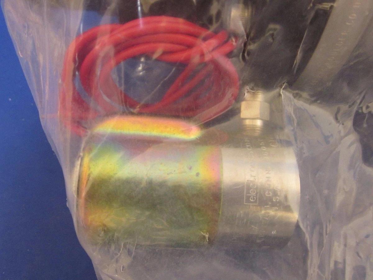 MKS HPS 153-1050K 2" Angle Vacuum Valve, NW50, Solenoid and Limit Switch - NEW