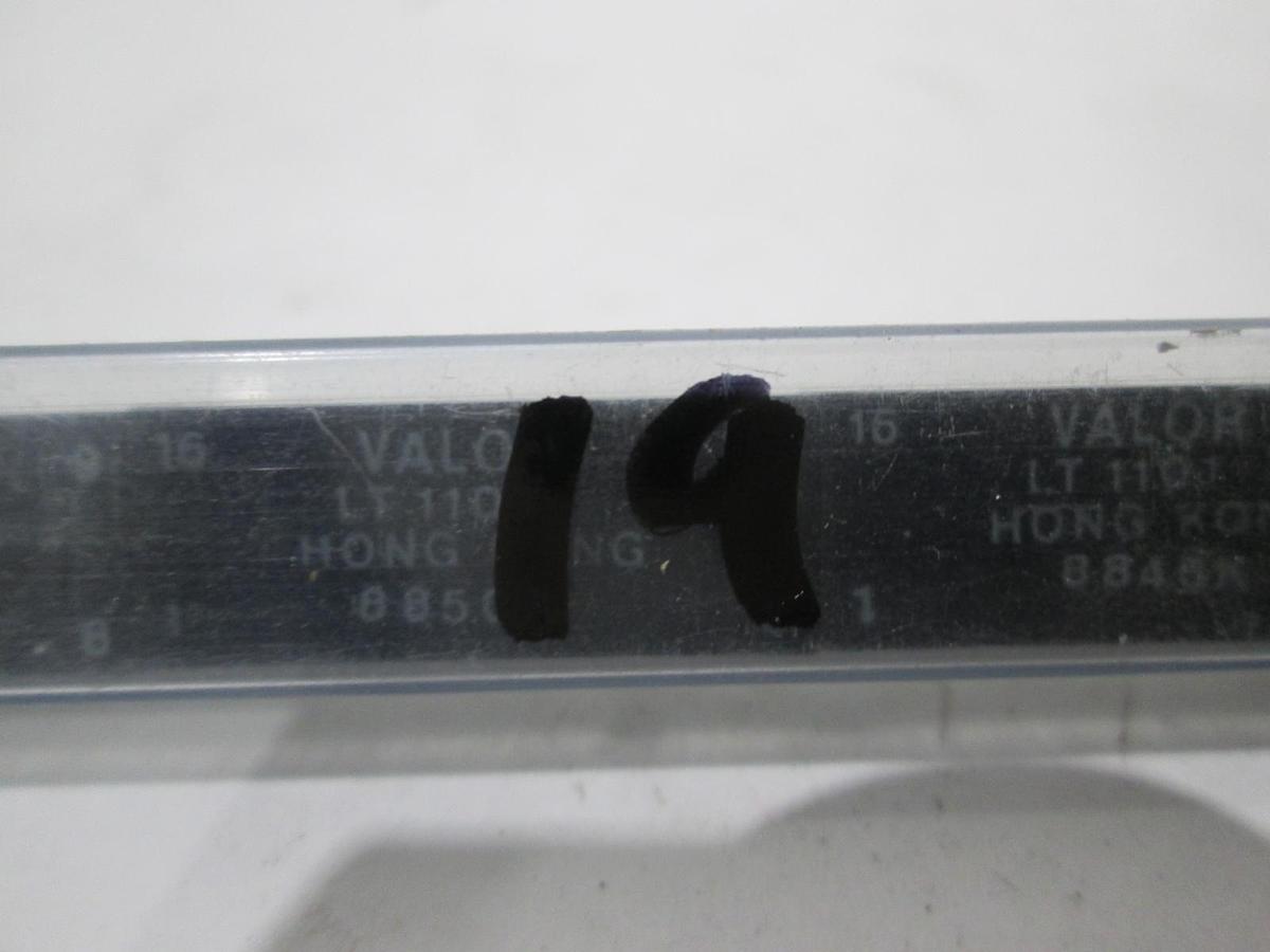 Valor, LT 1101, Integrated Circuit, New, Lot of 19