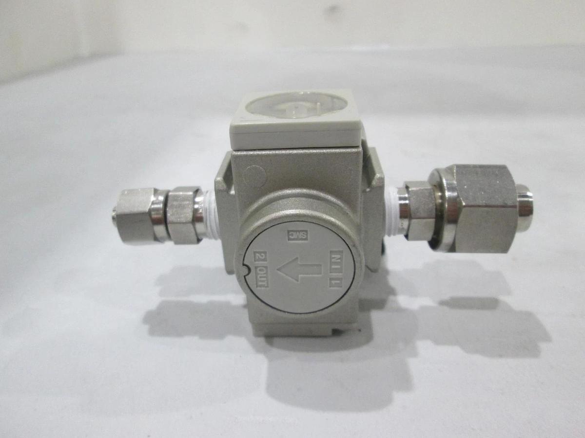 Used SMC, AR20-N02E-Z, Regulator Assy w/ Gauge, Used