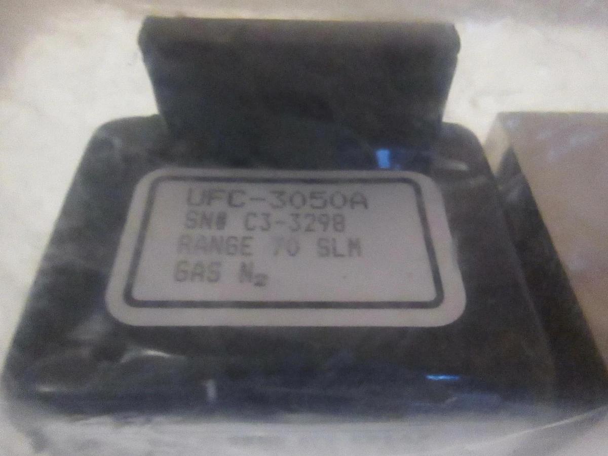 Unit UFC-3050A Mass Flow Controller MFC, N2, 70 SLM, New