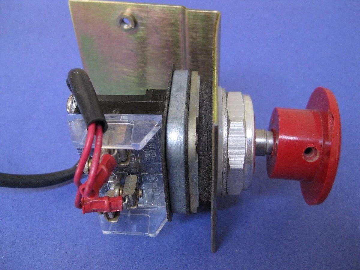 Used Allen Bradley 800T Push Button Body with Red Mushroom Head Button, Used