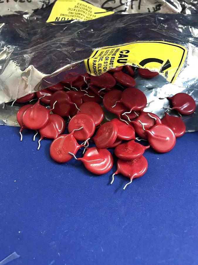 Used 230L20 VARISTOR, Lot of 400+