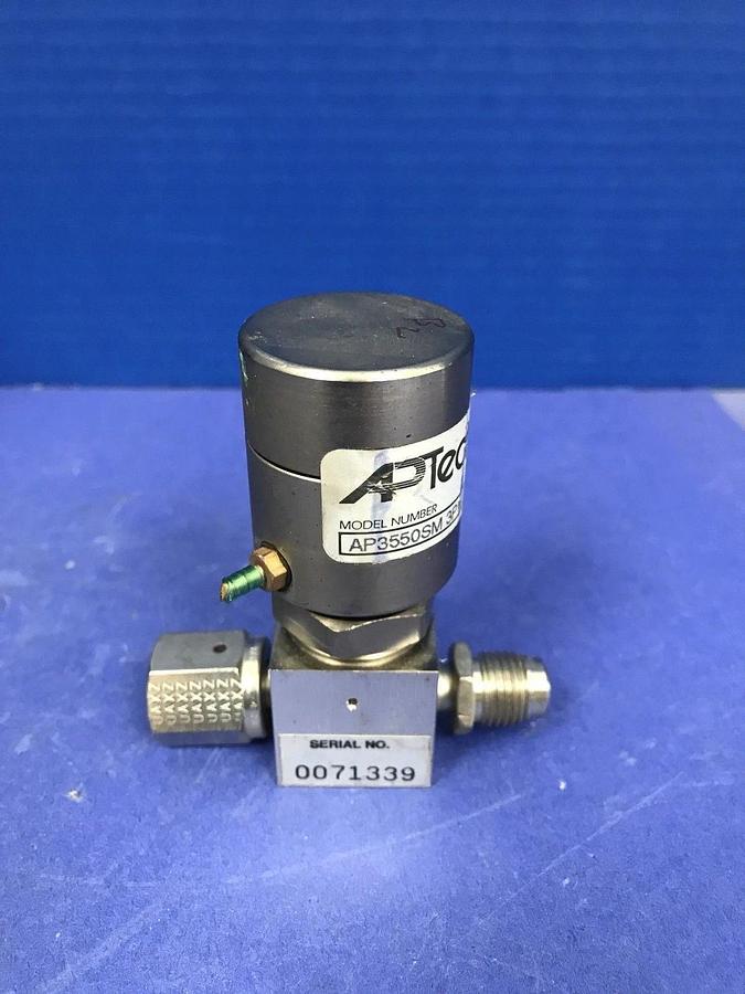 Used Aptech AP3550SM 3-Way, 1/2"FVCR x 1/2" FVCR x 1/4"MVCR , Lot of 2 Used