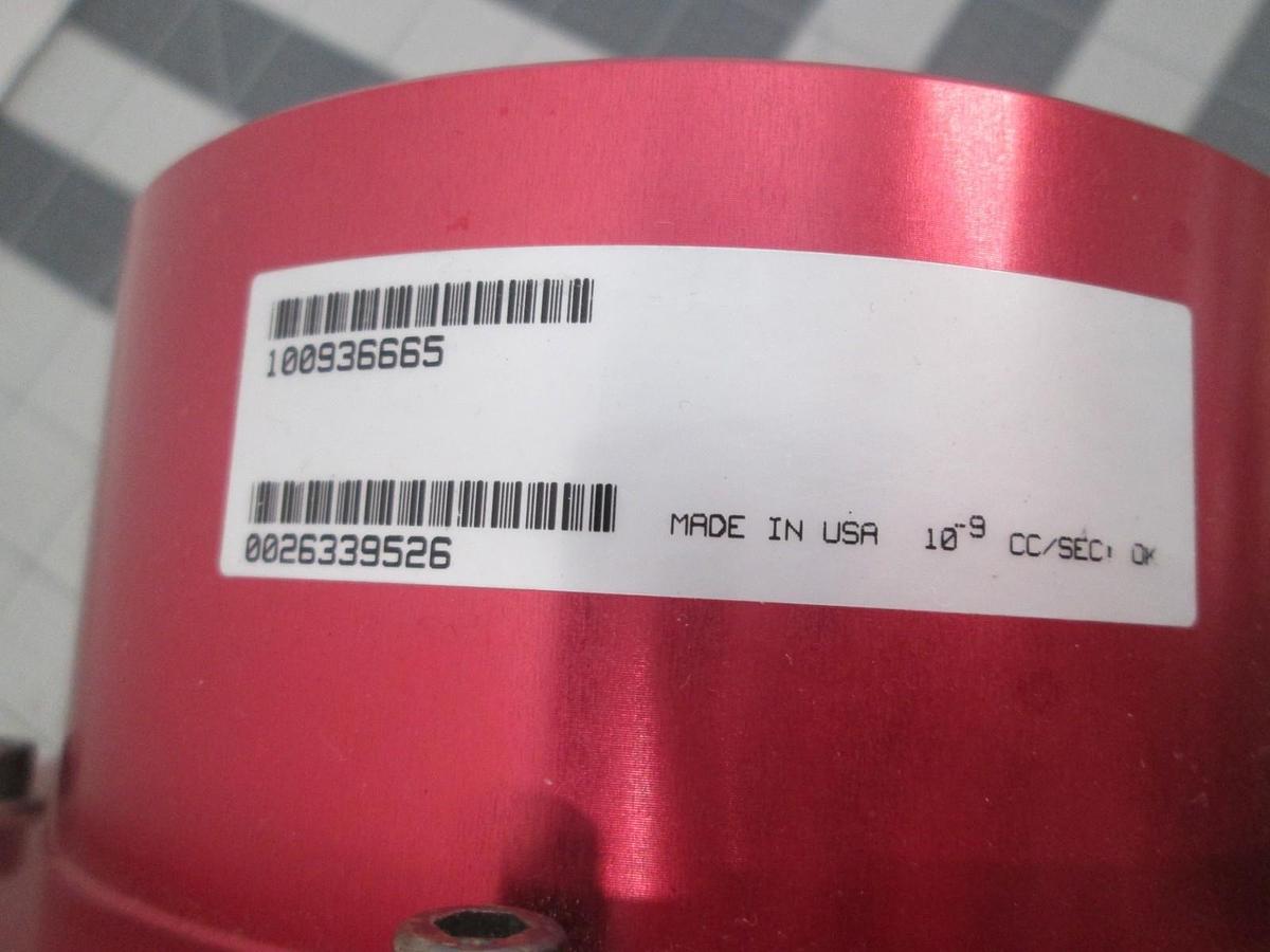 Used MKS, HPS Division, 100936665, Right Angle Vacuum Valve, Used