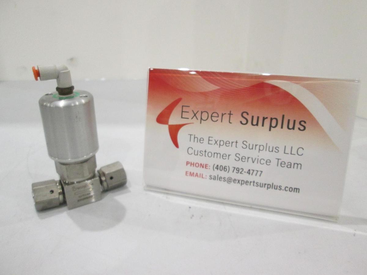 Used Nupro, 6LW-DPFR4-P-O, Diaphragm Valve, Used