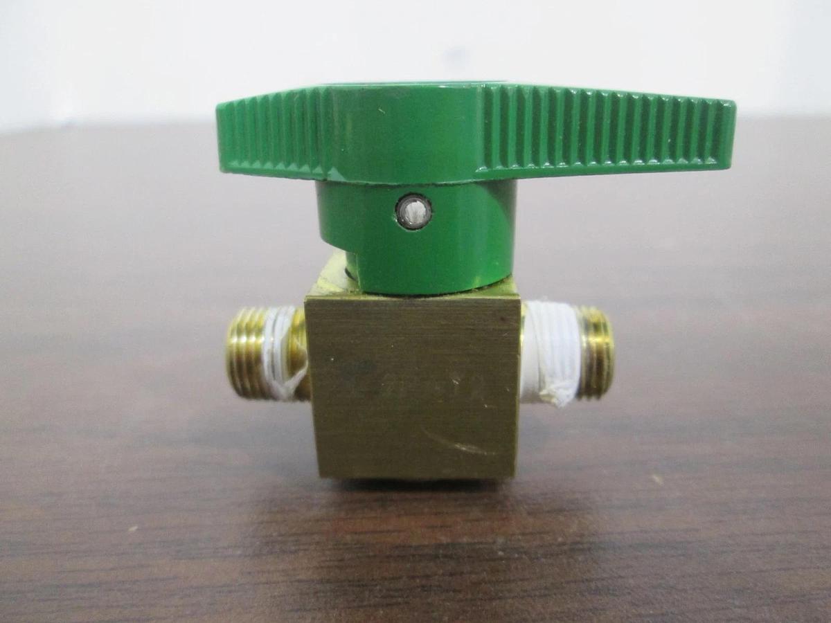 Used Swagelok, Nupro, B-2P4T2, Brass Quarter-Turn Instrument Plug Valve, Used