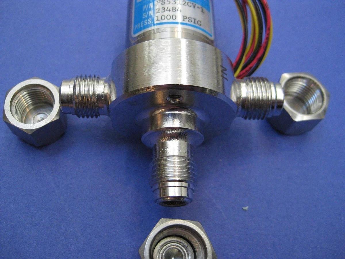 Used Autoflow FS5312CV-1 Adjustable Flow Switch for High Flow Liquid, Viton Seal