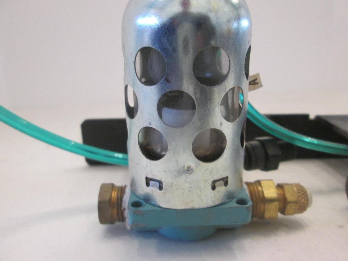 Used Wilkerson, Filter Regulator w/ Bracket, F00-02-B00, Used, Lot of 2