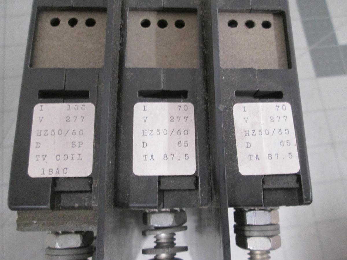 Used Sensata Airpax, 219-3-26032-1, 3 Pole Circuit Breaker, 70/70/100A, 277V, 18VAC