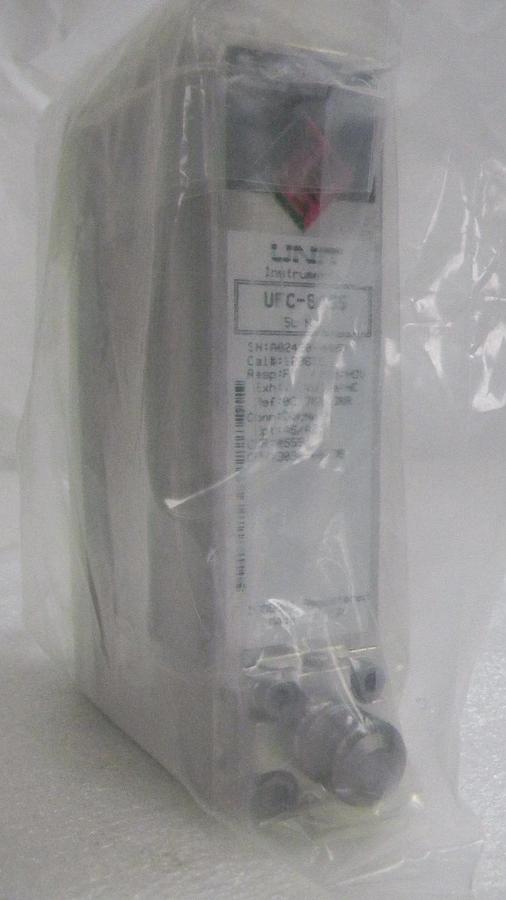 Used Unit UFC-8165, Mass Flow Controller, Gas- N2, Range- 5 L, 1/4" M I/O VCR