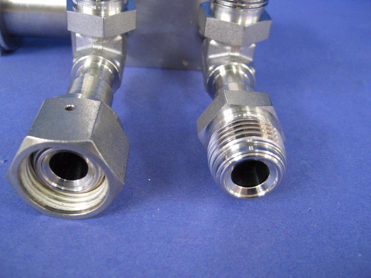 Stainless Steel Manifold w/ Swagelok VCR Fittings, 1" FVCR x 1/2" VCR, New