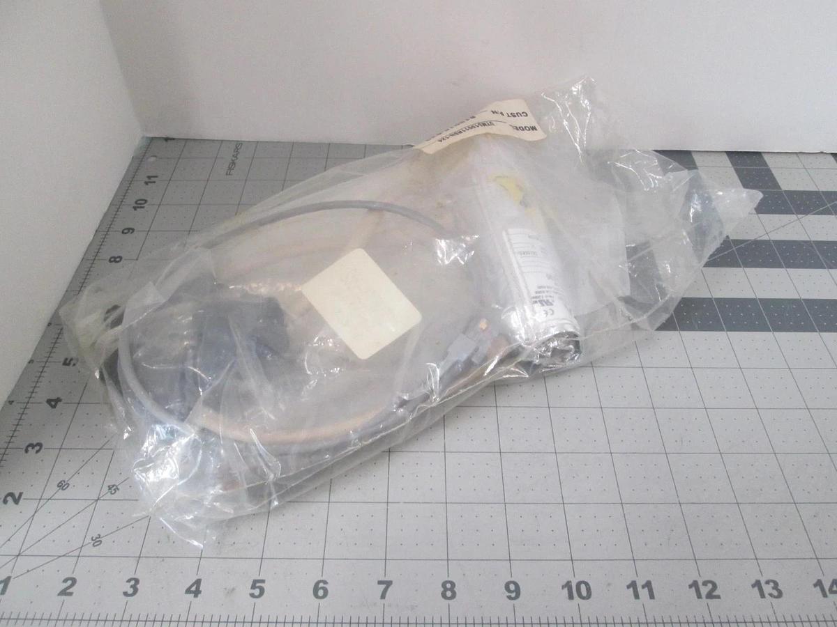 BH Thermal, UTMS10011RSN-124, Heater Jacket, New
