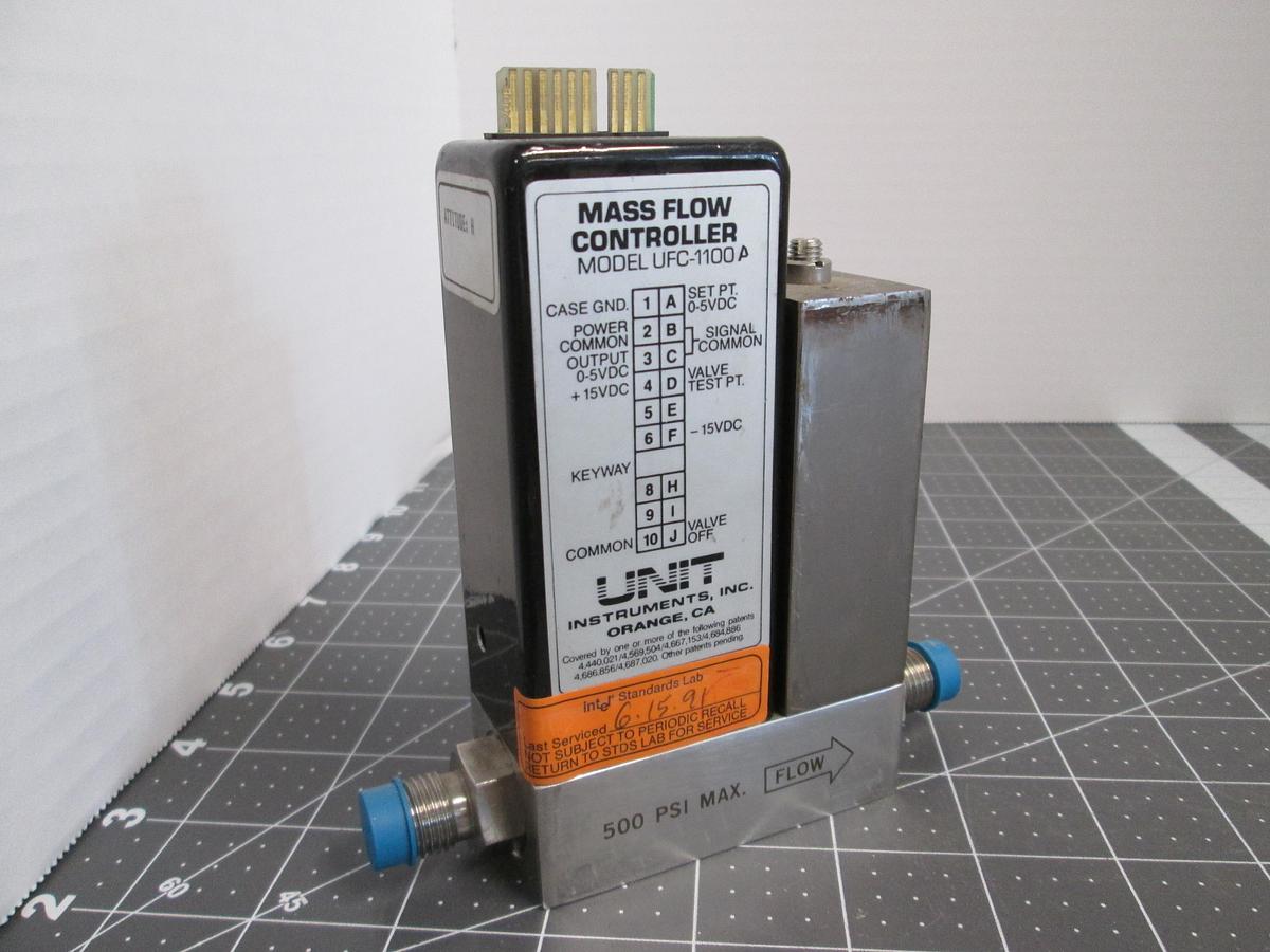 Used UNIT Instruments, UFC-1100A, Mass Flow Controller 5 SLM NH3 Ammonia MFC