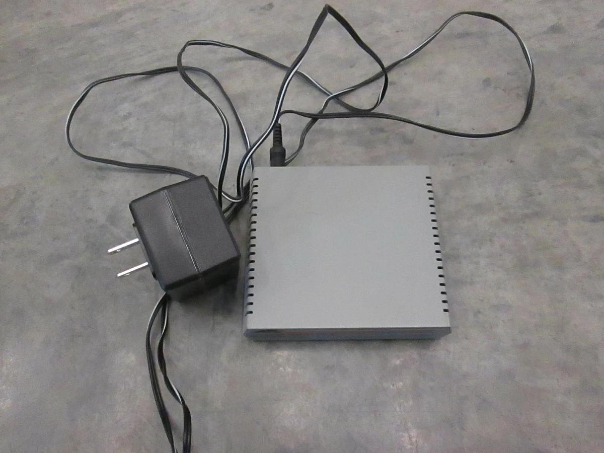 Used Allied Telesis CentreCOM MR415T 4 Port Micro Hub/ Repeater