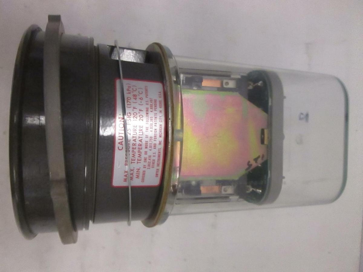 Used Dwyer 3003 Photohelic Gauge 0 to 3 inch Assy, Used