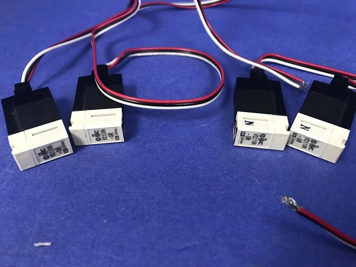 SMC VQ110N-5M Solenoid Valve, 3 Way, 24VDC, Lot of 4 New
