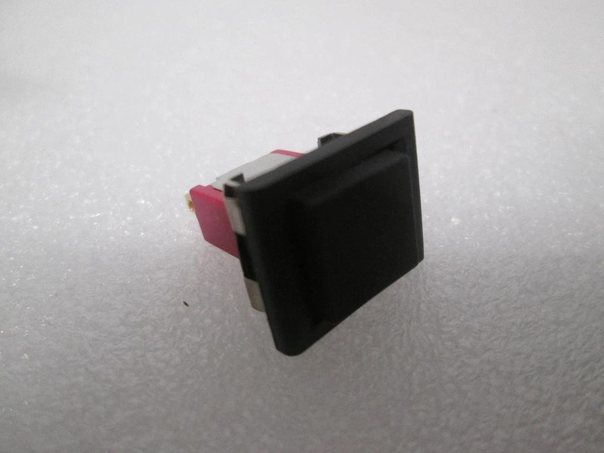 Switch, SPDT, Snap-In, 308-072, New