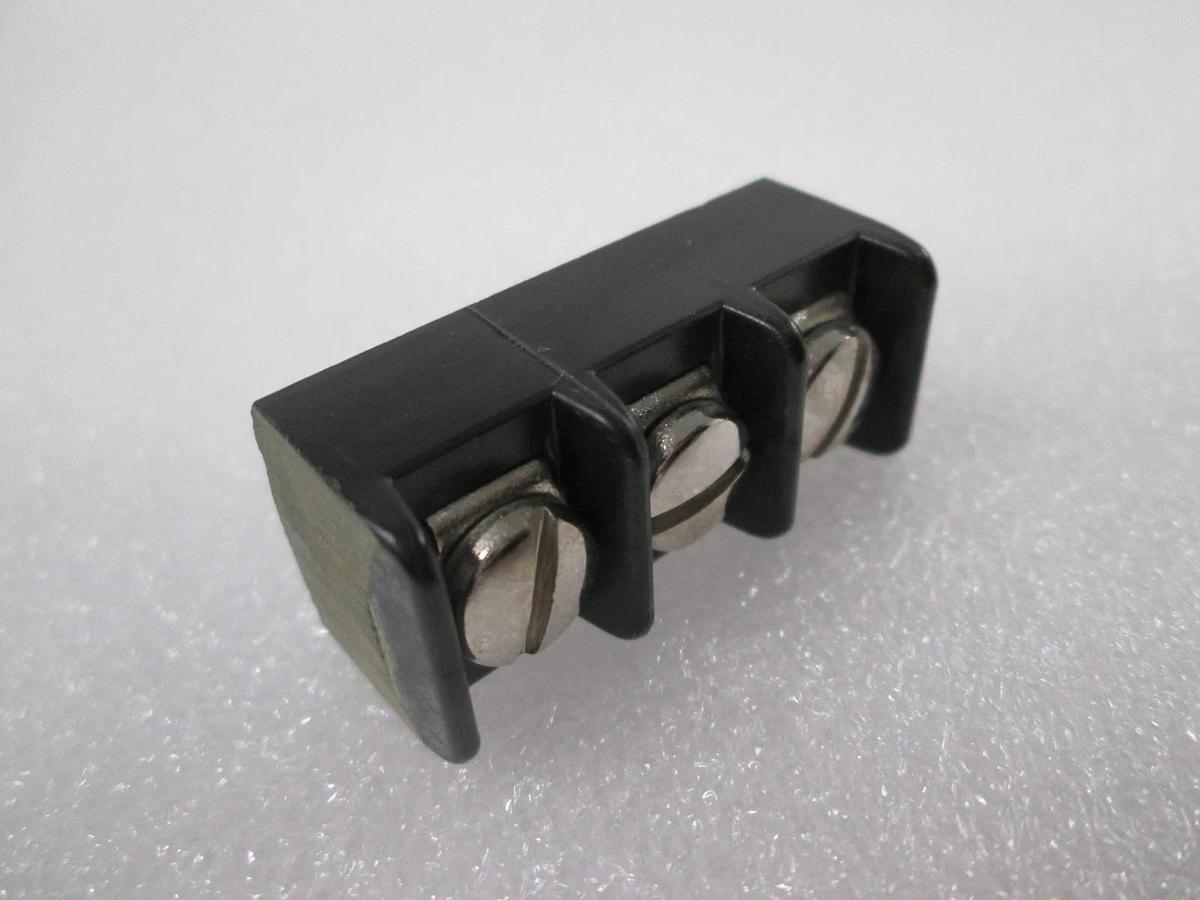 Kulka, 2699, 3 Position Single Row Terminal Barrier, 119-7080, New, Lot of 25