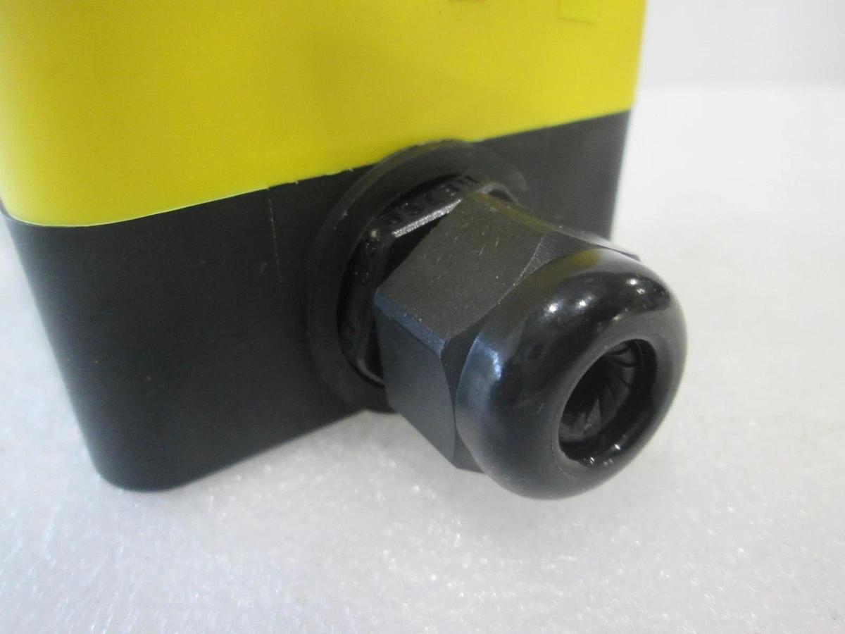 Used IDEC, HW1X-BV402-R, Emergency Stop Button Enclosure Box, Used