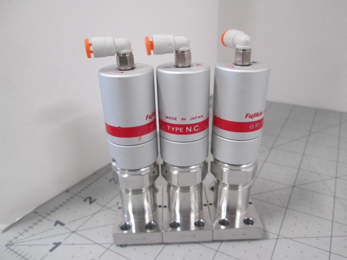 Used Fujikin, FDR-SDA-21-6.35UGC-APC, N.C. Gas Diaphragm Valve, Lot of 3