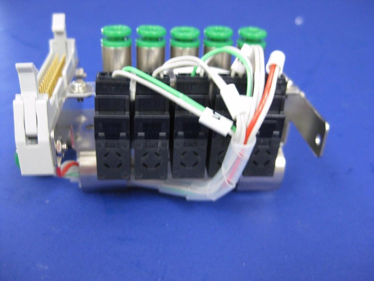 Used SMC VQD1131-5L-M5-X15 Solenoid Valve Manifold Assembly, with 5 Valves, Used