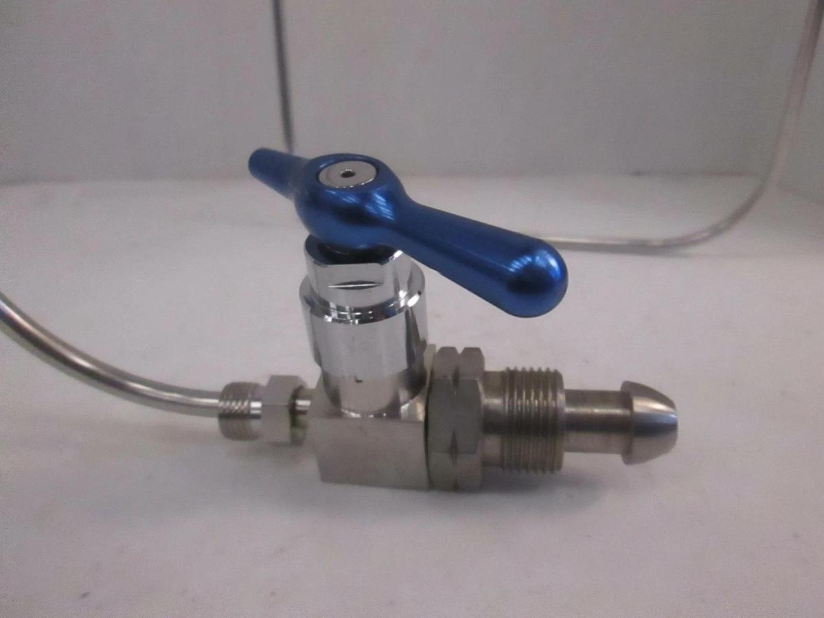 Used Cylinder Lead Pigtail for High Purity Gas Panel w/ CGA 590 Semi-Gas Praxair